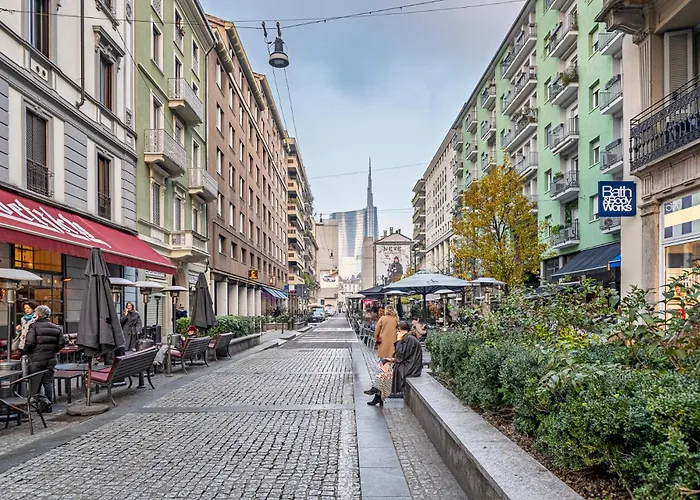 Luxury 4 Bedrooms Apartment In The Center Of Milan