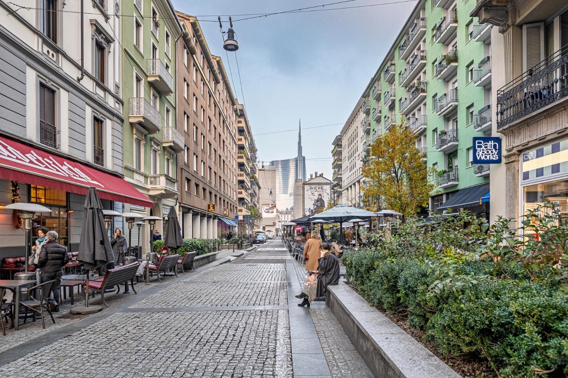 Luxury 4 Bedrooms In The Center Of Apartment Mailand