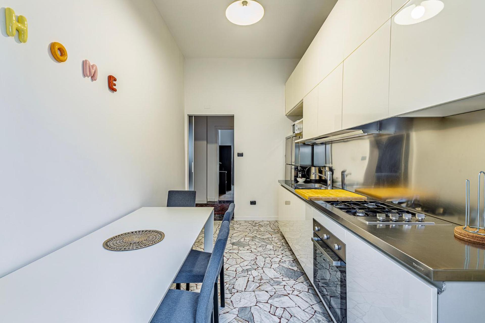 Luxury 4 Bedrooms In The Center Of Mailand